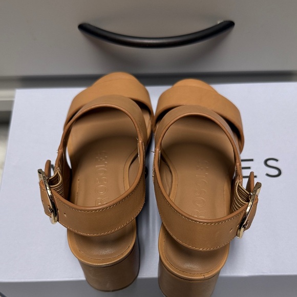 AEROSOLES Tan Women's Sandals - Picture 5 of 7